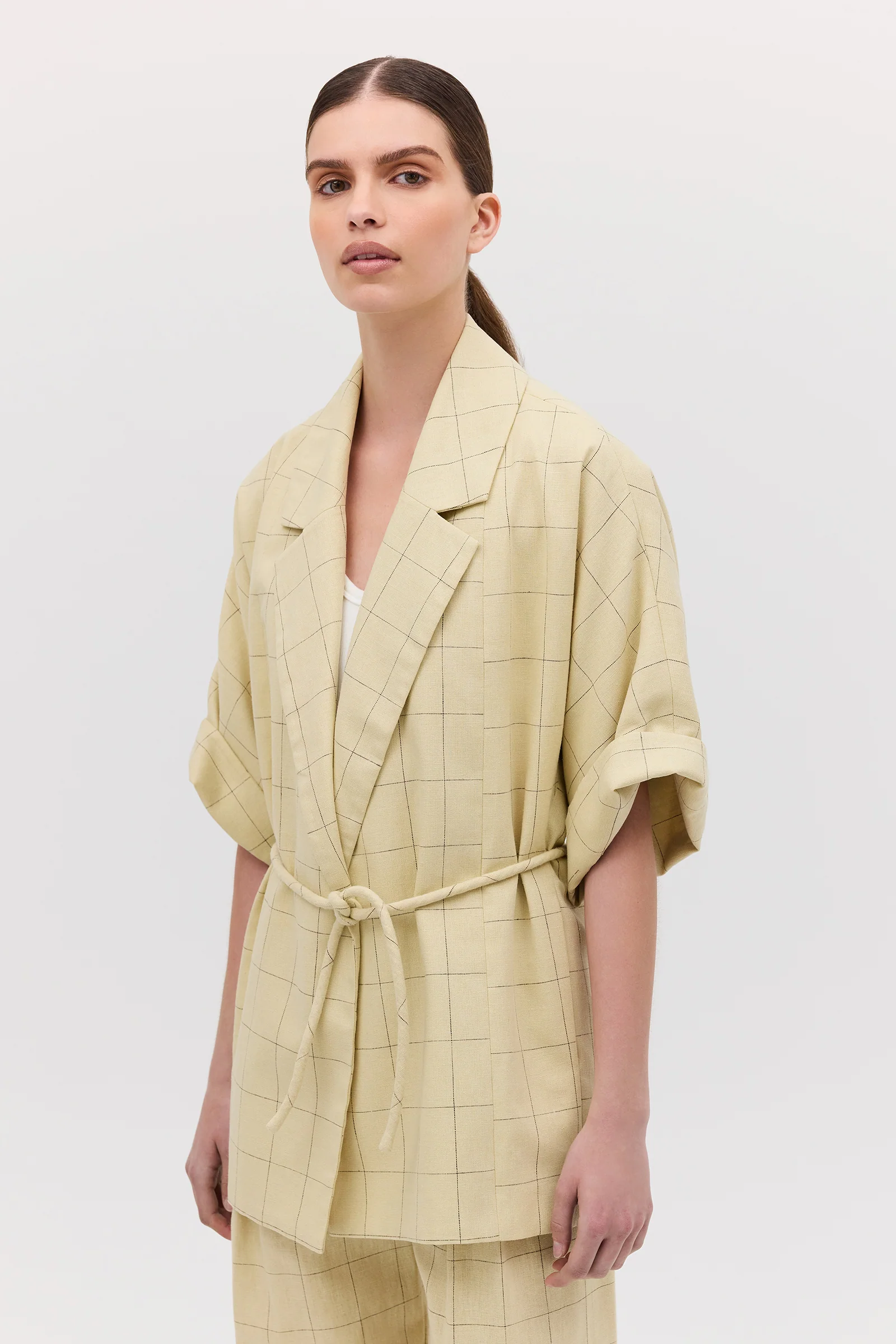 ONLINE ARCHIVE SALE - UP T0 80% OFF